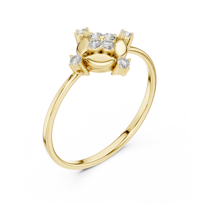 0.11 Carat Diamond Compass Starburst Medallion Ring | Yellow Gold