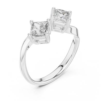 Yellow Gold Toi et Moi Princess Cut Diamond Ring : 0.9CTW