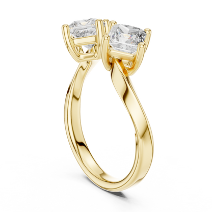 Yellow Gold Toi et Moi Princess Cut Diamond Ring : 0.9CTW