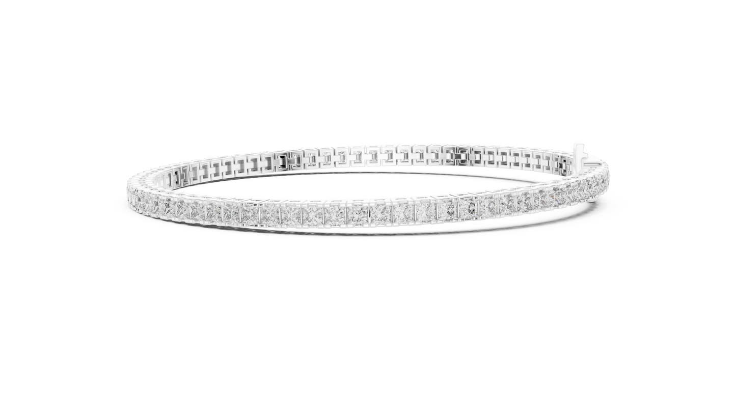 4.56CTW Princess Cut Diamond Tennis Bracelet in Yellow Gold