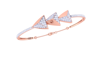 Pyramid Luxe Gleaming Gold Bracelet – 0.85 Ct Dazzling Diamonds