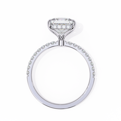 Exquisite Princess-Cut 2.54 Ct Diamond Engagement Ring in Yellow Gold