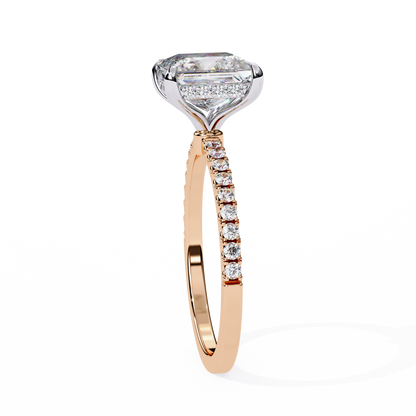 Exquisite Princess-Cut 2.54 Ct Diamond Engagement Ring in Yellow Gold