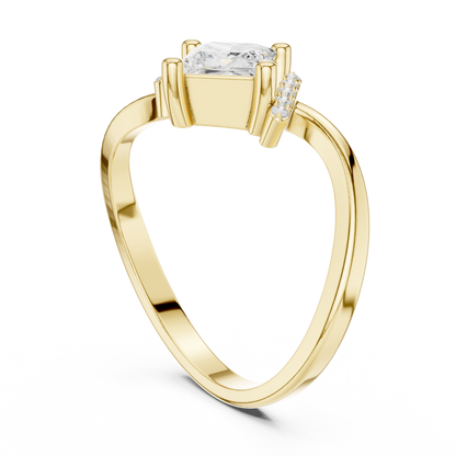 0.73ctw Kite Set Princess Cut Bypass Ring | Yellow Gold