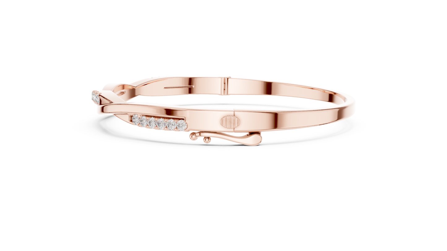 0.7CTW Twisted Wave Pavé Diamond Bangle in Yellow Gold