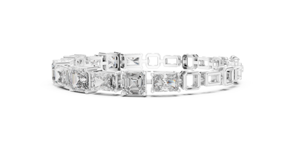 13.44CTW Emerald & Radiant Cut Alternating Tennis Bracelet - Yellow Gold