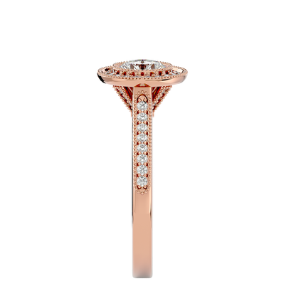 Lumière Beautiful Halo-1.56 Ct Round Diamond Gold Ring