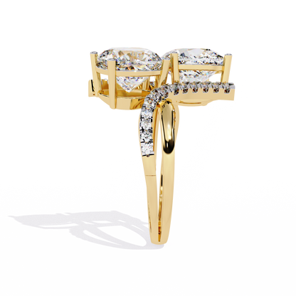 Luxurious Toi Et Moi Bypass Ring with Cushion-Cut Diamonds - 5.04 Ct