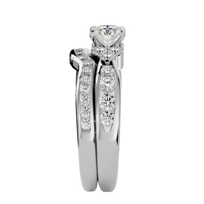 Iconique Beautiful Solitaire Band-1.53 Ct Round Diamond Gold Ring