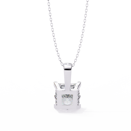 Modern Brilliance – 2.62ct Princess-Cut Solitaire Diamond Pendant in Yellow Gold