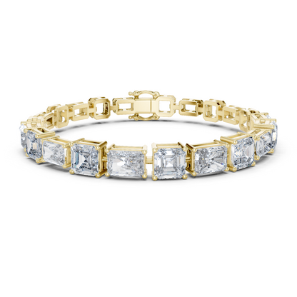 13.44CTW Emerald & Radiant Cut Alternating Tennis Bracelet - Yellow Gold