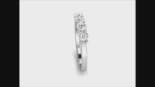 Lumière Essential - 0.5ct Round Diamond Gold Ring