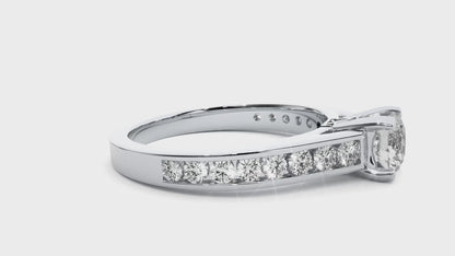 Lumière Beautiful Halo - 1.09 Ct Round Diamond Gold Ring