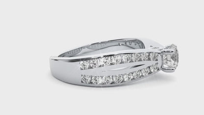 Lumière Beautiful Halo - 1.1 Ct Round Diamond Gold Ring